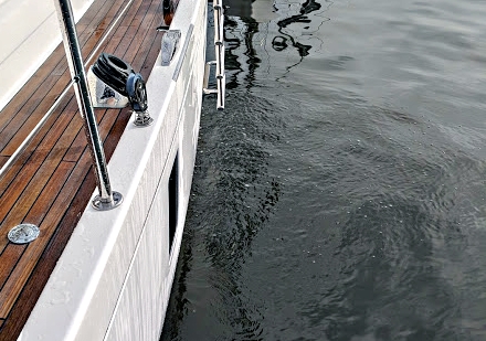 Underwater air conditioning discharge