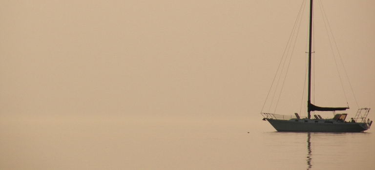 boat-humidity-dreamstimemedium 2513348-768x348